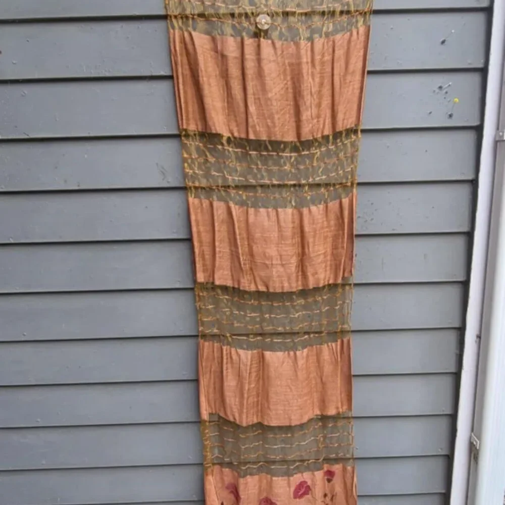 Raw Silk Feel Brown Scarf with Flowers
